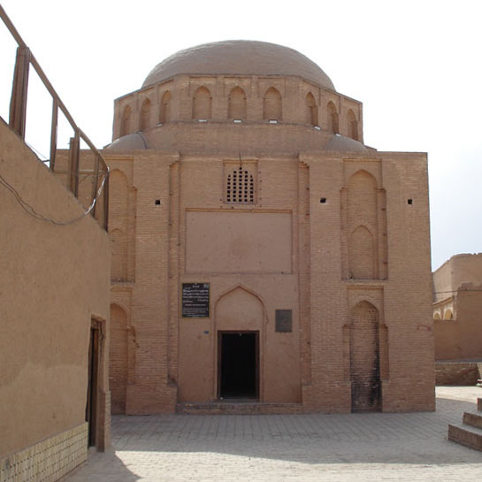 بقعه 12 امام یزد